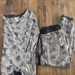 Harry Potter Woman’s Size Medium Pajamas 