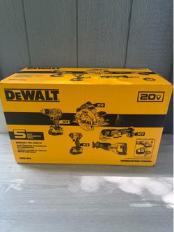 Dewalt XR 20V Lithium-Ion Cordless 5-Tool Combo Kit with (2) 5.0 Ah Battery Packs and Charger