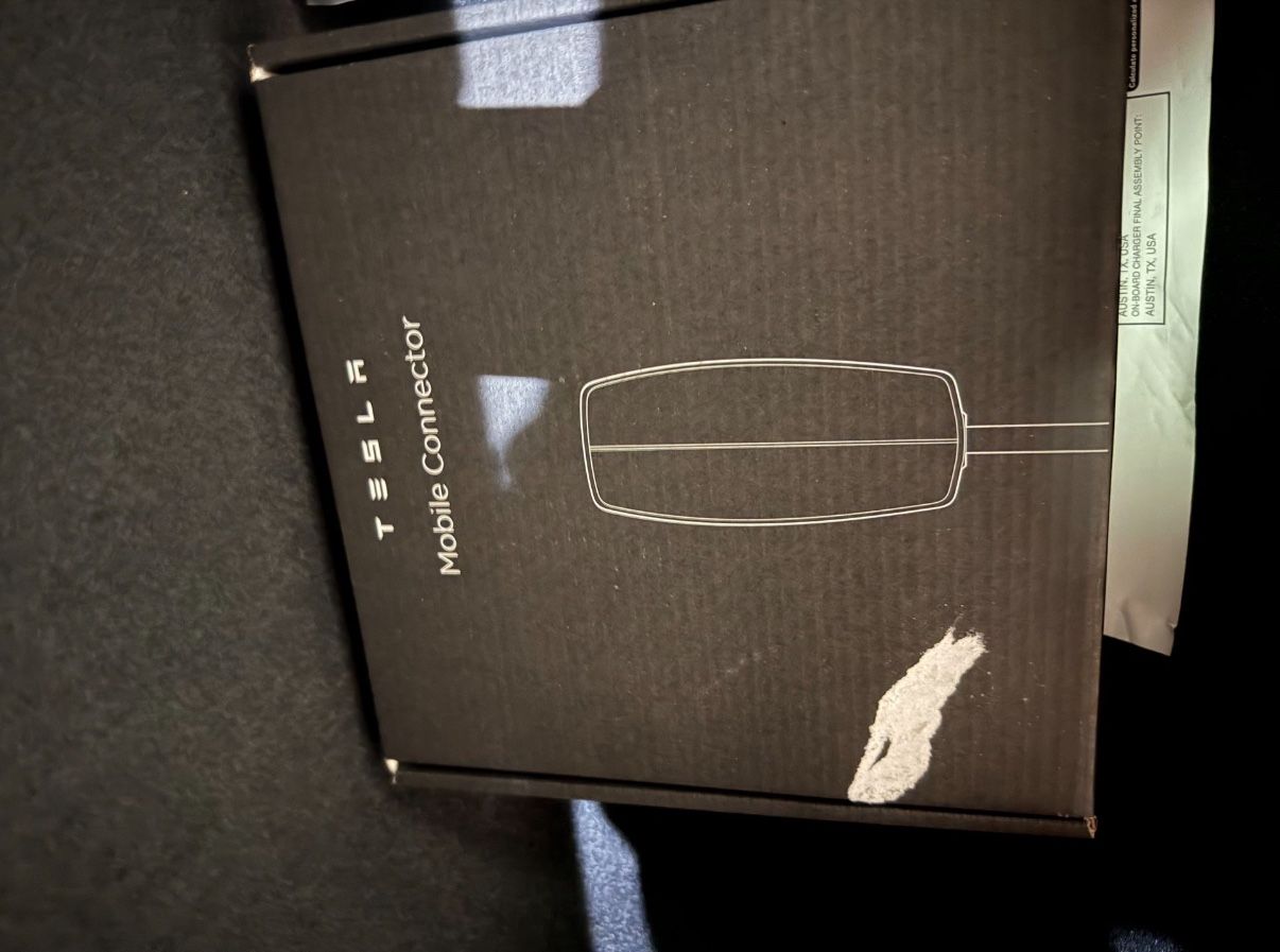 Tesla Mobile Charger 
