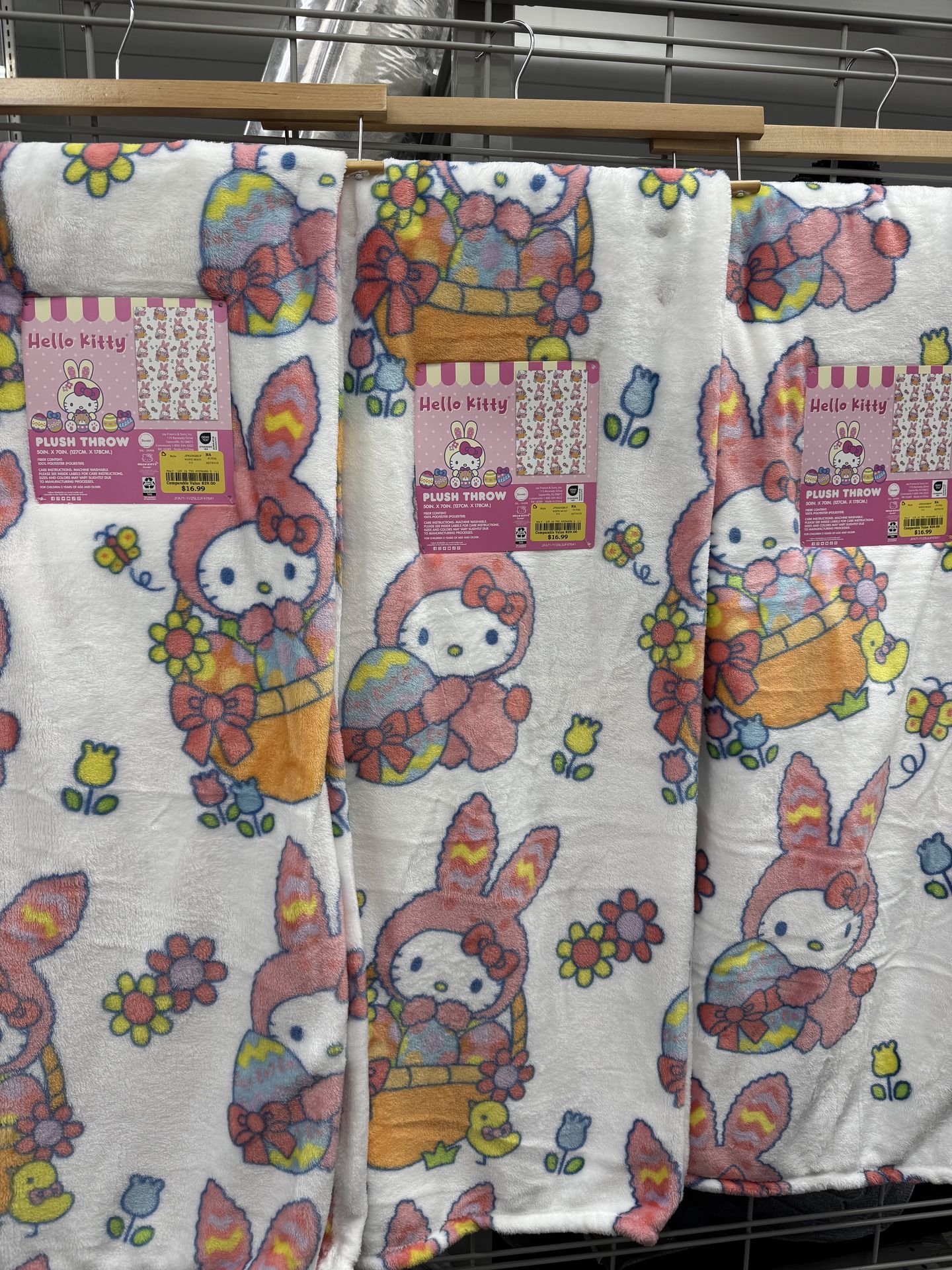 Hello Kitty Easter blanket