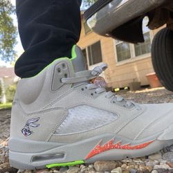 Bugs Bunny 5 for Sale in Baton Rouge LA OfferUp
