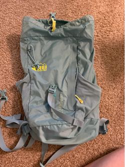 REI Flash 22 Pack