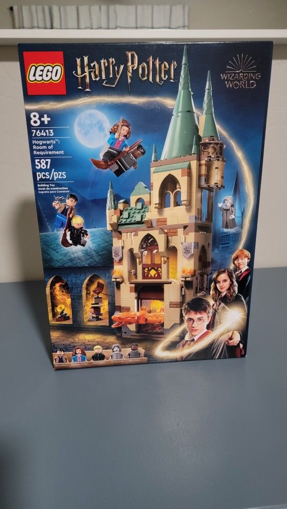*RETIRED* LEGO Harry Potter: Hogwarts Room of Requirement Building Set 76413