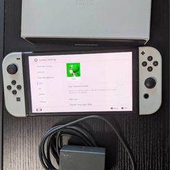 Nintendo Switch OLED Model HEG-001 Handheld Console - 64GB - White