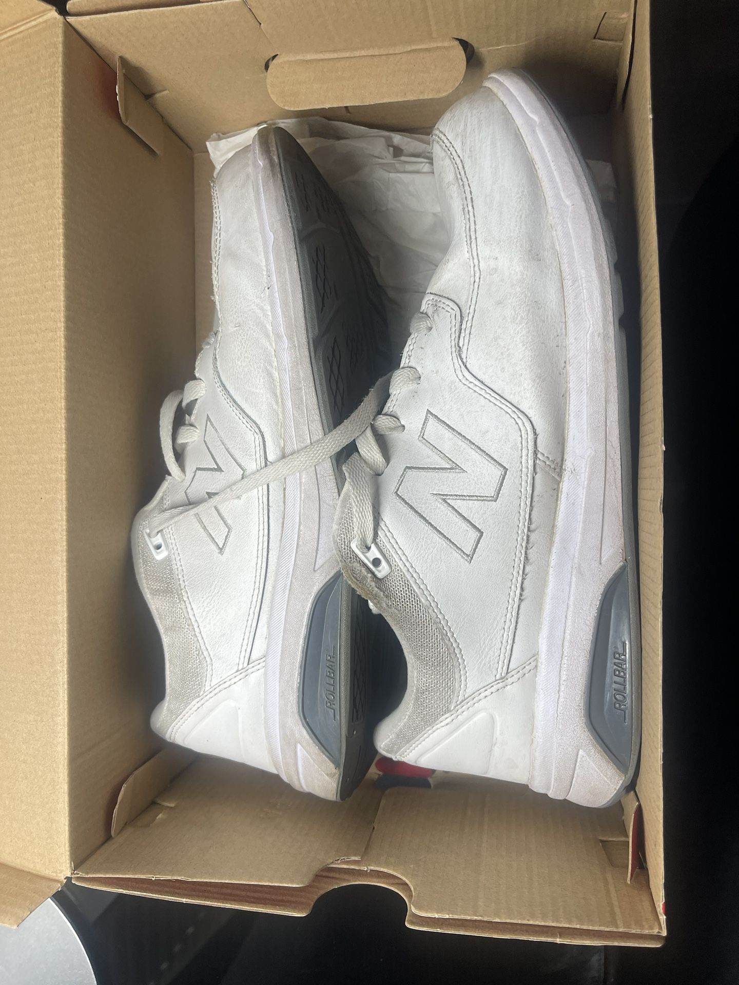 New Balance 813