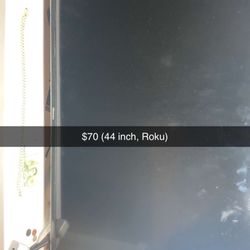 Flat Screen Roku 44inch 