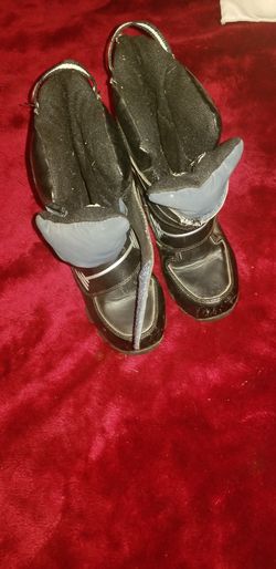 BOOTS for boys size 13