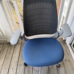 All steel Mimeo Computer Chair