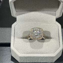 Stunning Two-Tone 14K Gold Diamond Engagement Ring – 1.60ctw