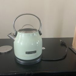 Kitchen Aid Kettle 