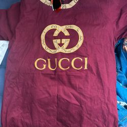 Gucci Shirts Large 