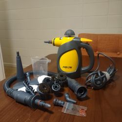 MR-75 Amico Handheld Steamer. $50 OBO.