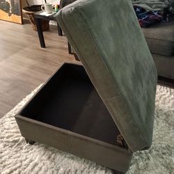 Large Ottoman With Storage 