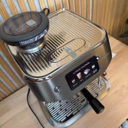 Breville Oracle Dual Boiler Espresso
Machine with Grinder Brand New