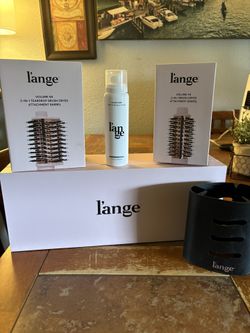 L'ange Brush Dryer with 3 attachment barrel