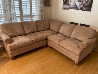 Bassett Sofa