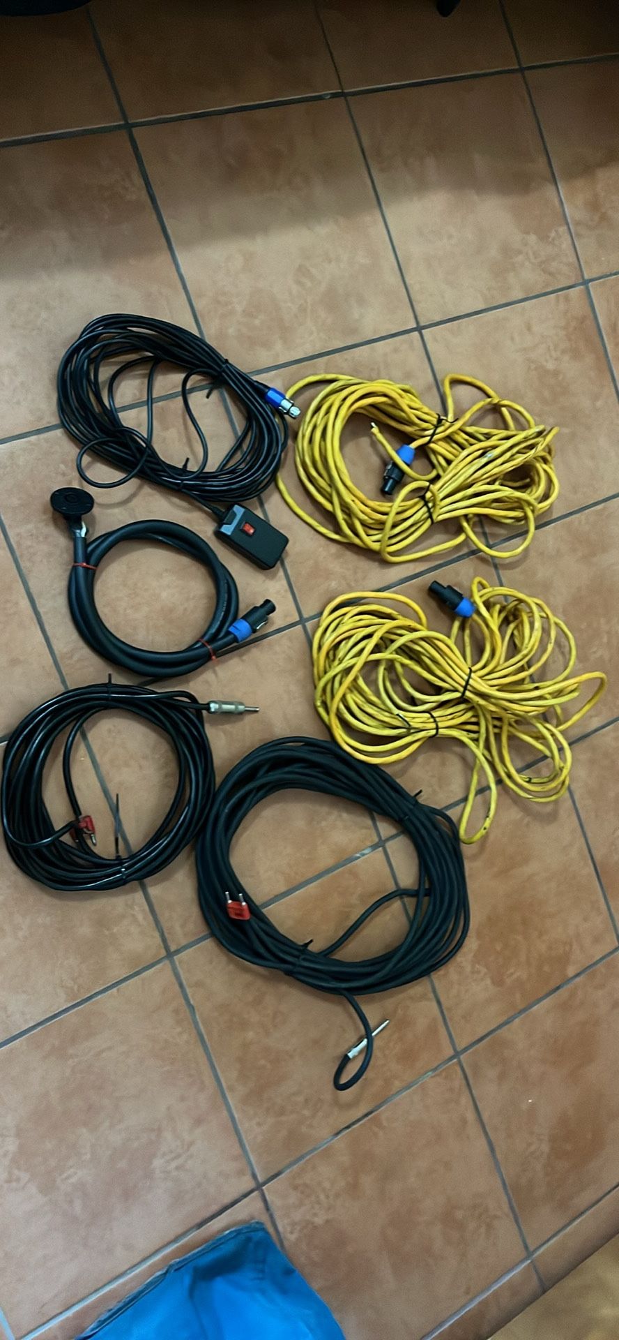 Speaker Cables Assorted