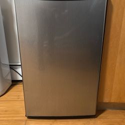 Mini Fridge For Sale 