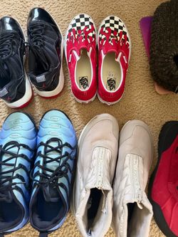 Variety of Shoes ( Nike , Pumas , Uggs )