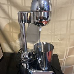 Oster Hand Mix w/ attachments for Sale in Tucson, AZ - OfferUp