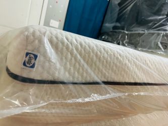 Set queen sizes mattress and box spring