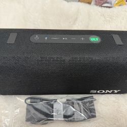 Sony ULT Field 5 Wireless Speaker - Black - Open Box