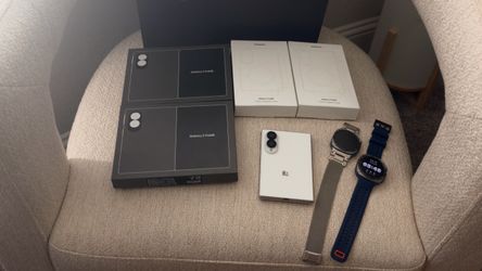 Samsung Galaxy Z Fold 8 + Accessories - Sold Separately