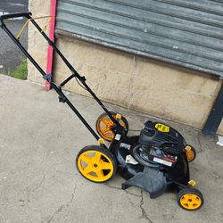 Poulan Pro Briggs & Stratton 550 series 158cc 22-in width lawn mower