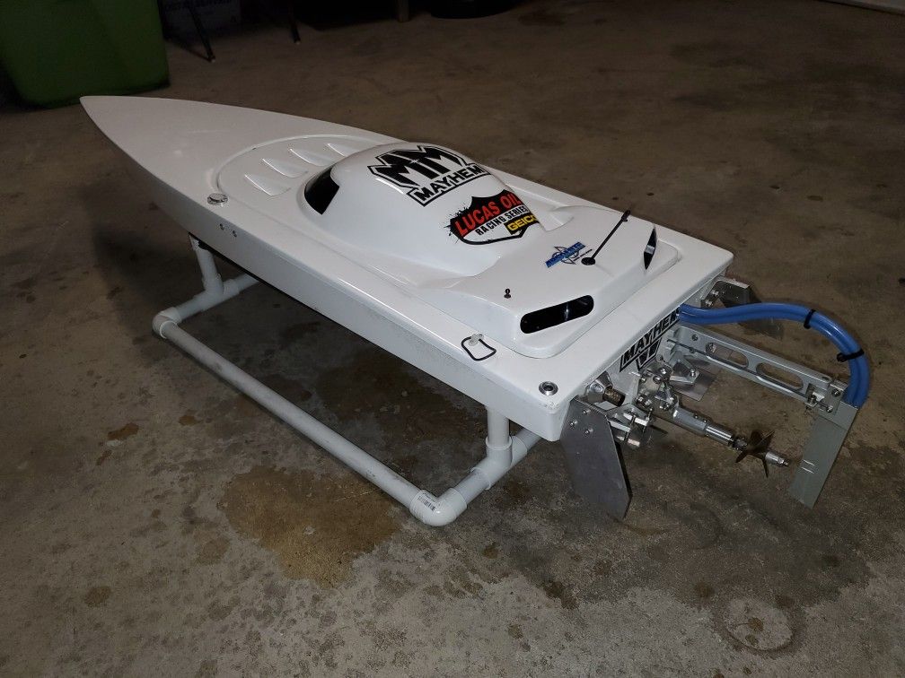 Rc gas boat