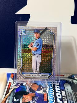 Angeibel Gomez 1st Bowman Chrome Mojo Refractor Card