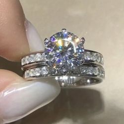 New 18 K White Gold Wedding Ring Set 