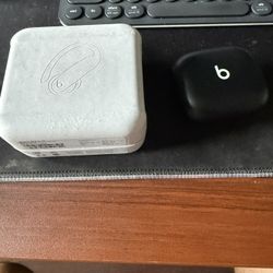 Beats Powerbeats Pro 2