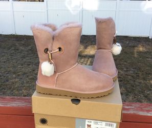 ugg w irina