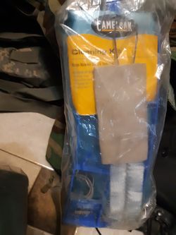 Camel back cleaning kit