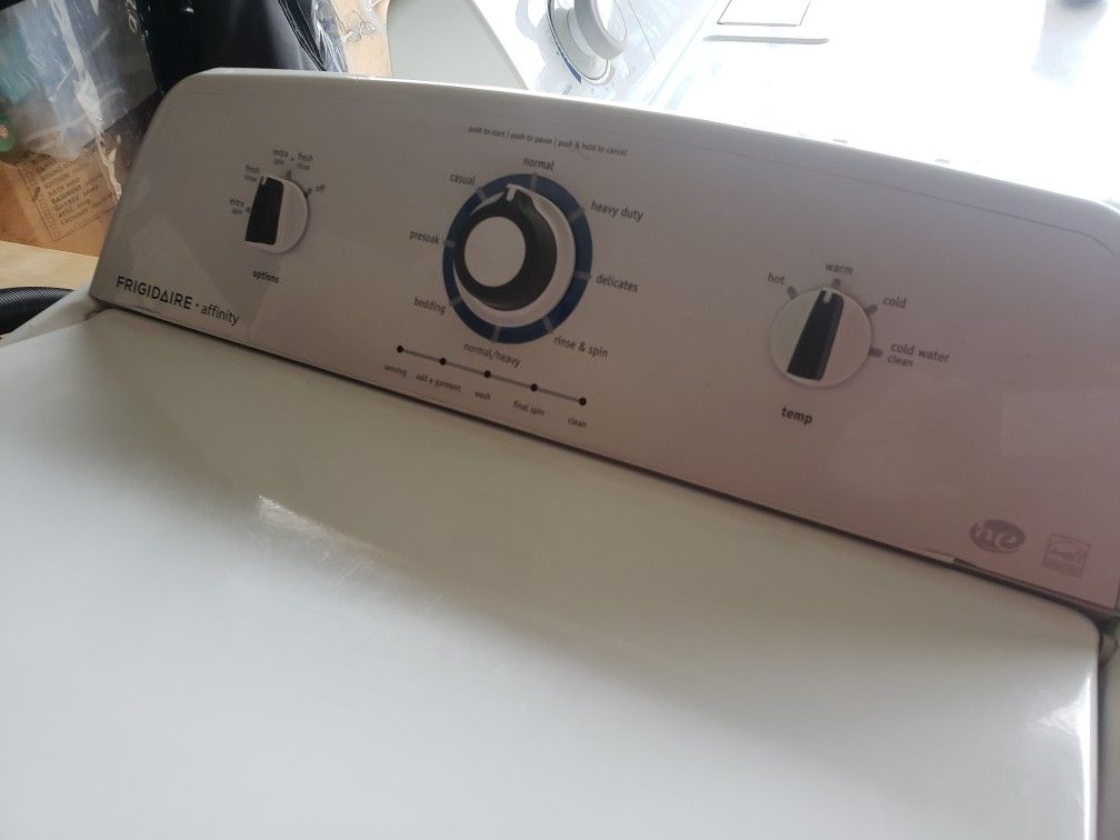 Excellent condition Frigidaire Affinity Washing Machine for Sale in