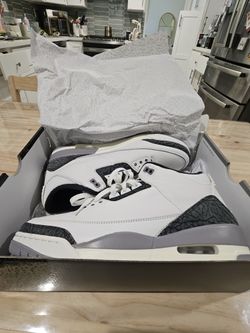Air Jordan 3 Retro Cement Gray Size 12 Mens DS