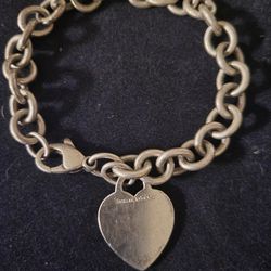 Tiffany & Co 925 Silver Heart Charm Bracelet