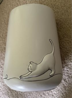 Super cute planter !