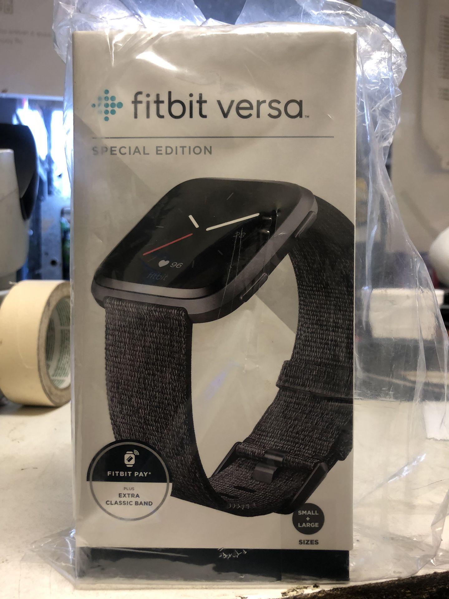 *BRAND NEW* Fitbit Versa Special Edition