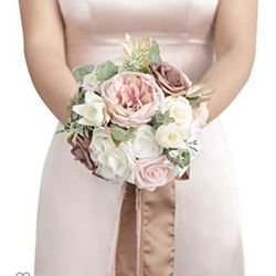 Lings Moment 9in (Maid Of Honor) Bouquet 