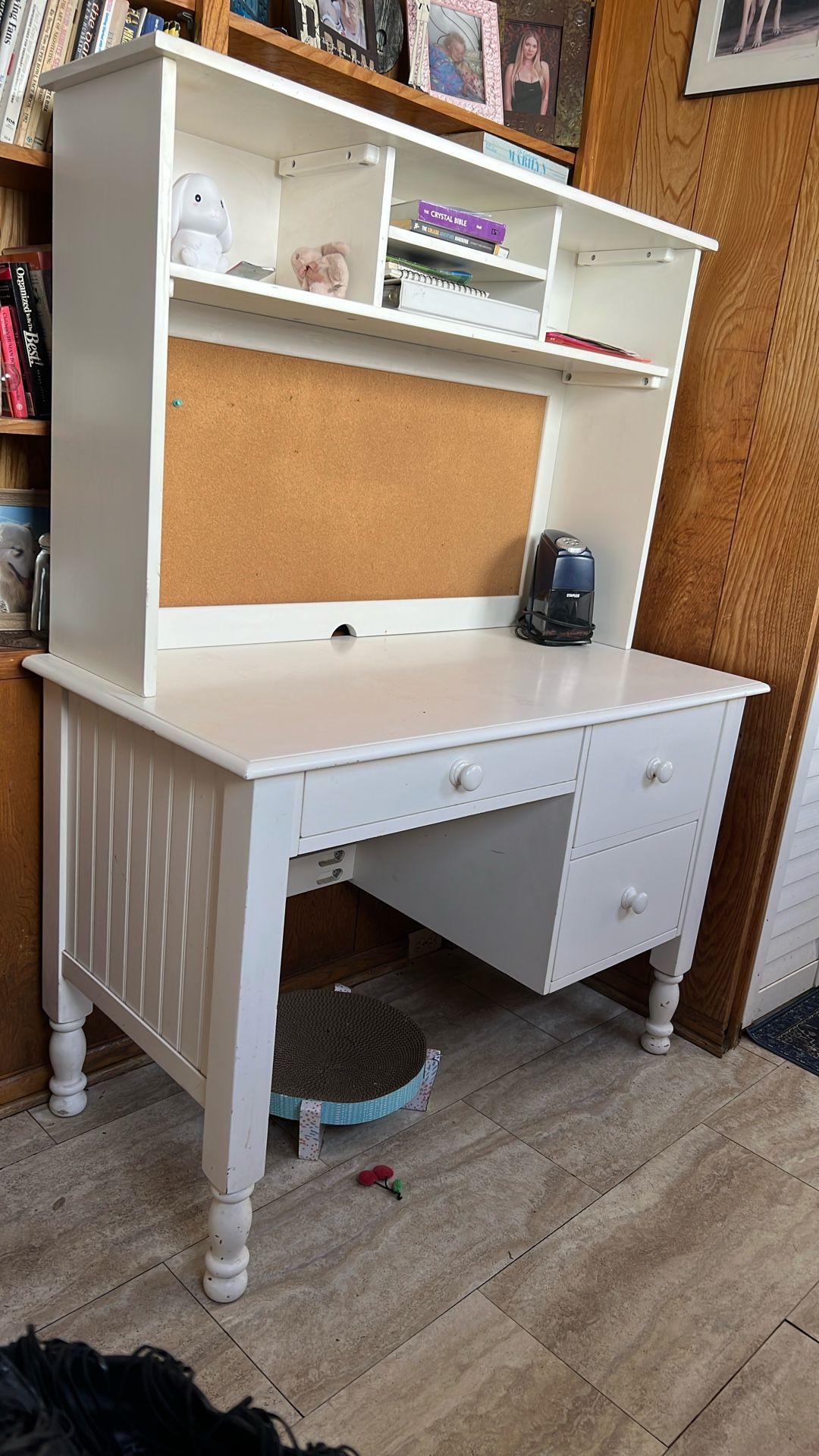 Desk - Hutch Included.