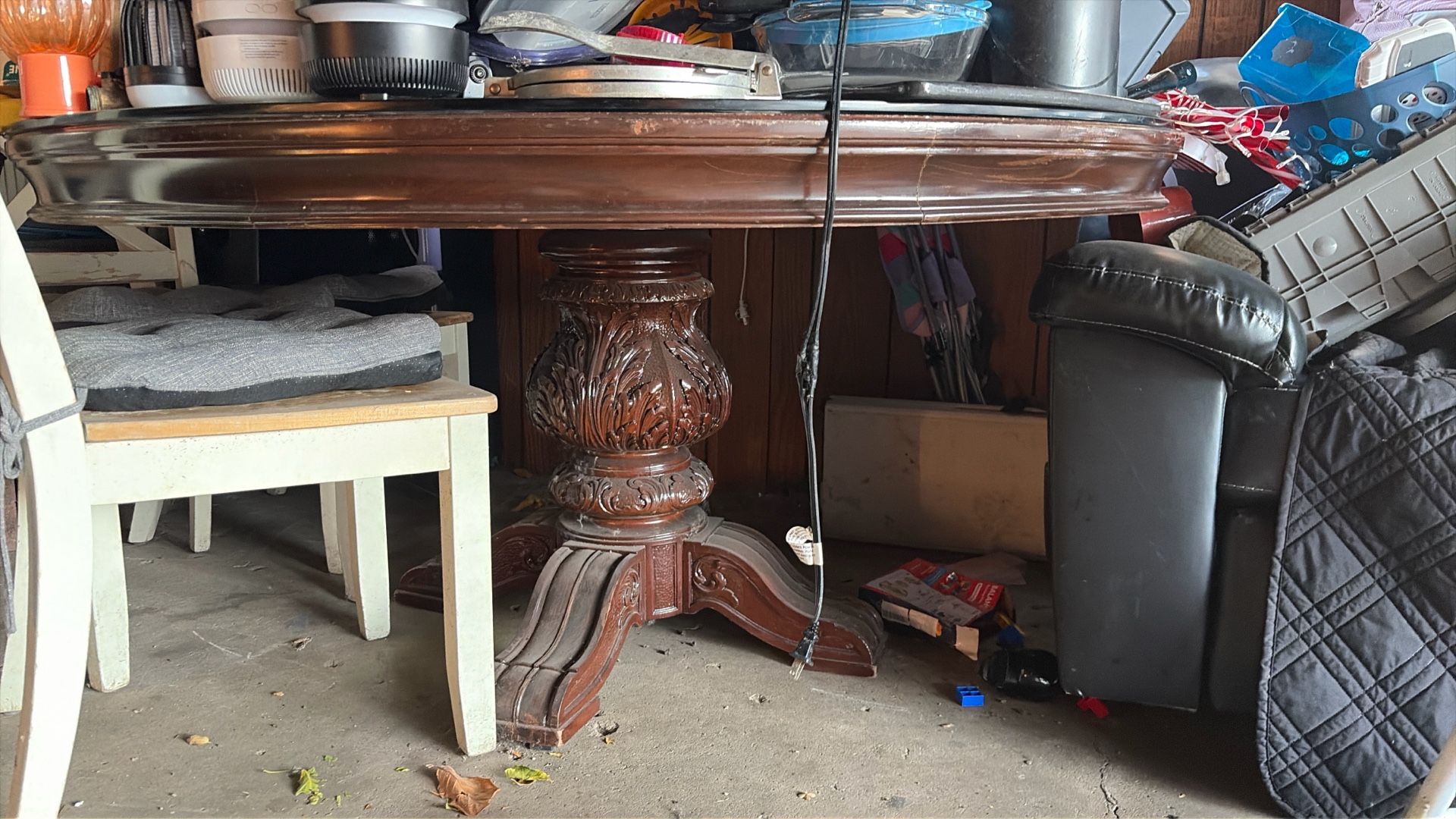 Large Circular Center Table With Large Glass Covertop