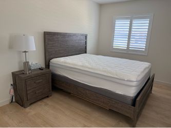 Bedroom set
