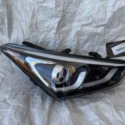 2017 UP 2018 HYUNDAI SANTA FE SPORT HEADLIGHT