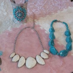 Necklace and Bracelet Set