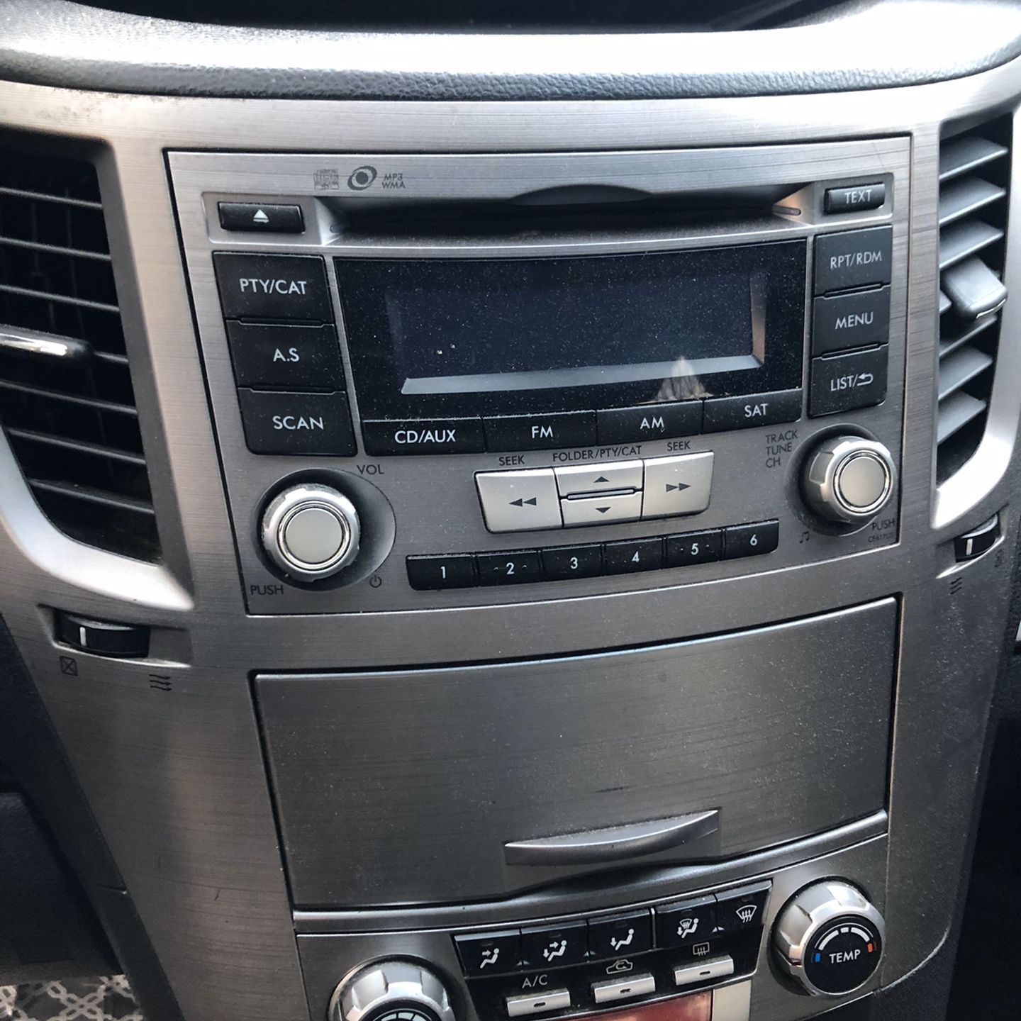 2010 -2014 Subaru legacy radio