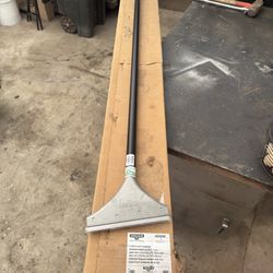 8” Heavy Duty Scraper