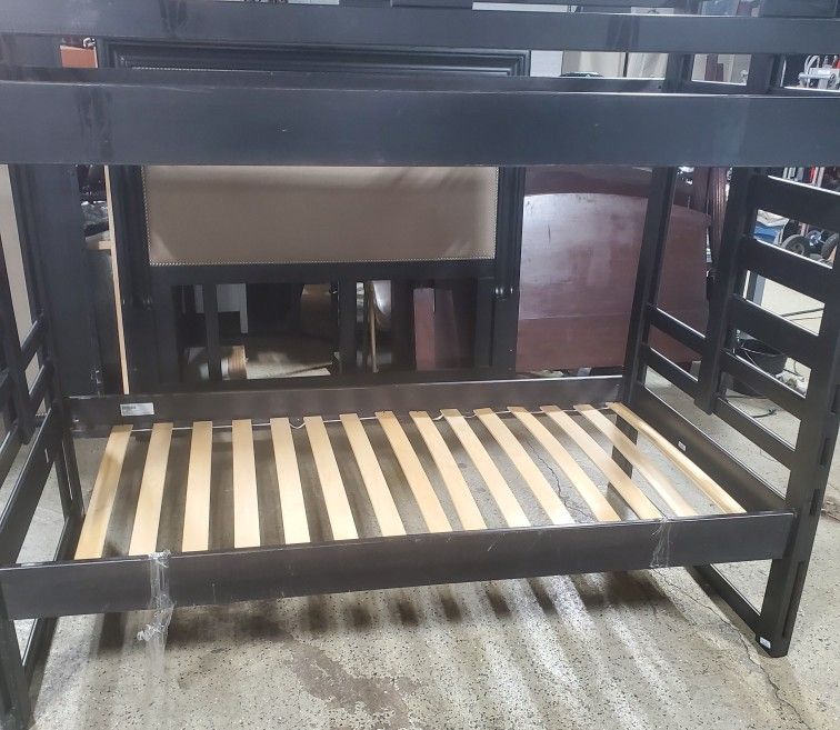 Modern Black Wood Twin Bunk Bed Frame – Sturdy & Stylish