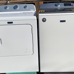 Maytag Washer And Maytag Electric Dryer In Good Condition For Smaale 