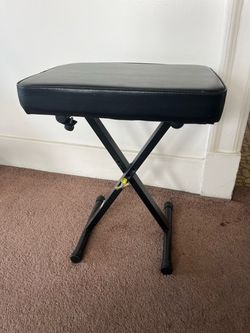 Piano bench